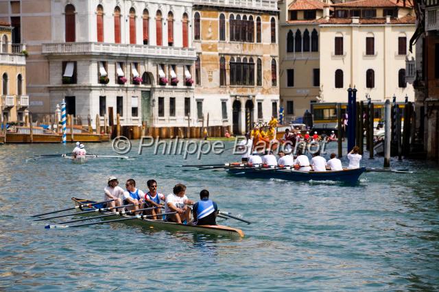 italie venise 08.jpg - Aviron sur le grand CanalVenise, Italie